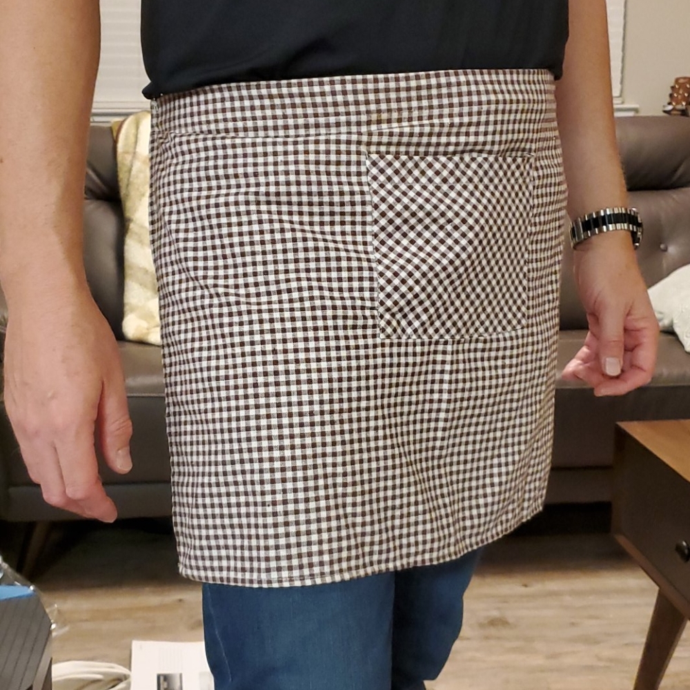 Apron - Picture 2 of 4